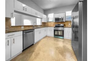 1736 Ne 9th Dr 1736 Homestead, FL 33033 - MLS#A11902045