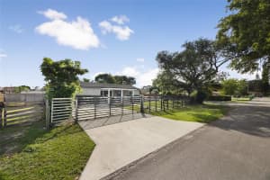 1825 Sw 67th Ct Miami, FL 33155 - MLS#A11902108
