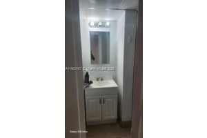 8060 N Colony Cir N 109 Tamarac, FL 33321 - MLS#A11902167