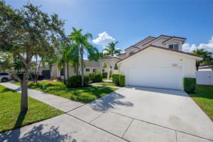 862 Sw 176th Ave Pembroke Pines, FL 33029 - MLS#A11902194