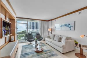 6801 Collins Ave 706 (door 720) Miami Beach, FL 33141 - MLS#A11902220