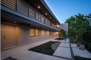 1273 Ne 38th St 1-8 Oakland Park, FL 33334 - MLS#A11902223