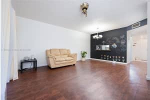 802 Banks Rd Coconut Creek, FL 33063 - MLS#A11902241