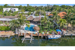 2108 Ne 124th St, North Miami