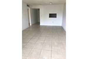 MLS# A11902306, Doral, Florida 33166