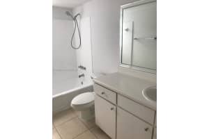 MLS# A11902306, Doral, Florida 33166