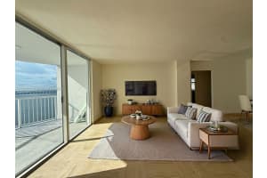 1420 Brickell Bay Dr 1203a Miami, FL 33131 - MLS#A11902327