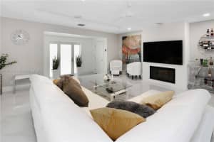 404 Coconut Isle Dr Fort Lauderdale, FL 33301 - MLS#A11902329