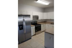 17350 Nw 67th Ave 111 Hialeah, FL 33015 - MLS#A11902351