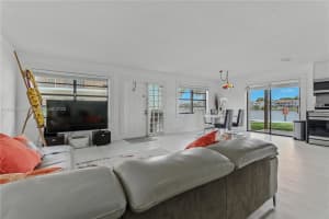 6825 Nw 169th St 54h Hialeah, FL 33015 - MLS#A11902359