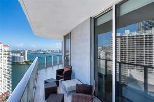 1300 Brickell Bay Dr 3307 Miami, FL 33131 - MLS#A11902393
