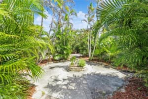 924 Ne 17th Ter 7 Fort Lauderdale, FL 33304 - MLS#A11902405