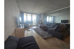 1717 N Bayshore Dr B-4141 Miami, FL 33132 - MLS#A11902472