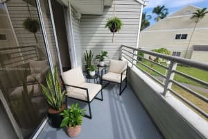 3453 Nw 44th St 201 Oakland Park, FL 33309 - MLS#A11902485