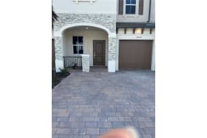 12865 Nw 24th Ave, Miami