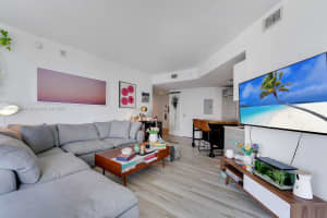 1300 Brickell Bay Dr 2901 Miami, FL 33131 - MLS#A11902504