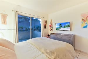 4710 Nw 102nd Ave 101-22 Doral, FL 33178 - MLS#A11902522