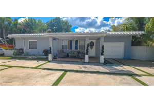 232 Ne 160th St, Miami