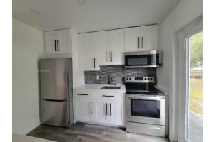 1945 Nw 154th St Miami Gardens, FL 33054 - MLS#A11902556