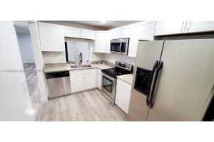 9000 Nw 28th Dr 1-102 Coral Springs, FL 33065 - MLS#A11902567