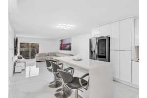 1890 W 56th St 1307, Hialeah 1890 W 56th St 1307, Hialeah