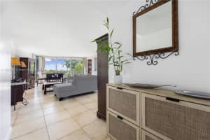 4000 Towerside Ter 412 Miami, FL 33138 - MLS#A11902589