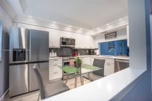 4000 Crystal Lake Dr 114 Deerfield Beach, FL 33064 - MLS#A11902604