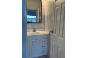 4700 Nw 35th St 602 Lauderdale Lakes, FL 33319 - MLS#A11902613