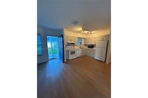 305 Lewis Ln 8 Dania Beach, FL 33004 - MLS#A11902639