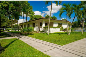 2121 Sw 13th Ave Miami, FL 33145 - MLS#A11902652