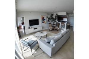 888 Douglas Rd APT 1403, Coral Gables, FL 33134, - MLS#A11902658