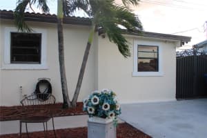 8000 Nw 172nd St Hialeah, FL 33015 - MLS#A11902680