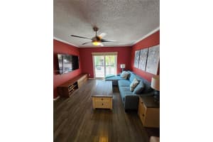 5242 Ne 6th Ave, Building D 27 D 27 Oakland Park, FL 33334 - MLS#A11902689