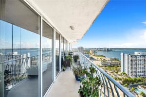 7601 E Treasure Dr 2412 North Bay Village, FL 33141 - MLS#A11902735