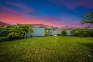 3348 Apple Blossom Fort Myers, FL 33920 - MLS#A11902766