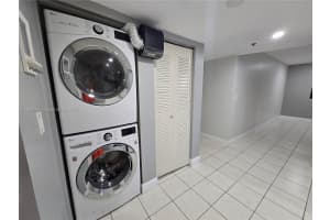 55 E 4th St 302 Hialeah, FL 33010 - MLS#A11902769