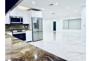 4719 Madison St Hollywood, FL 33021 - MLS#A11902771