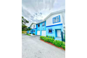 926 - 932 Nw 2nd St Fort Lauderdale, FL 33311 - MLS#A11902800