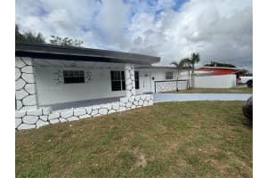 6881 Sw 6th St Pembroke Pines, FL 33023 - MLS#A11902807