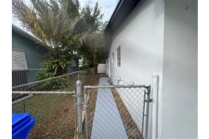 6881 Sw 6th St Pembroke Pines, FL 33023 - MLS#A11902807
