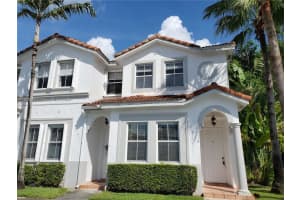 5560 Nw 107th Ave 1015 Doral, FL 33178 - MLS#A11902832