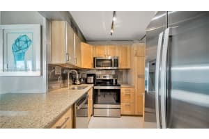 1200 West Ave 719 Miami Beach, FL 33139 - MLS#A11902909