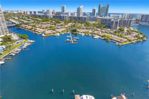 300 Three Islands Blvd Ph2a Hallandale Beach, FL 33009 - MLS#A11902941