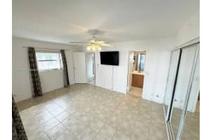 379 Saxony H 379 Delray Beach, FL 33446 - Off Market