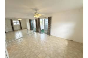 379 Saxony H 379 Delray Beach, FL 33446 - Off Market