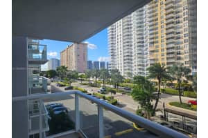 230 174th St 409 Sunny Isles Beach, FL 33160 - MLS#A11902993