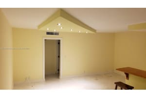 1100 Ne 1st Ct 315 Hallandale Beach, FL 33009 - MLS#A11903008