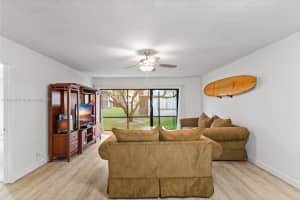 212 W Laurel Dr 1303, Margate 212 W Laurel Dr 1303, Margate