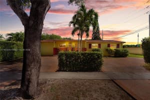 18151 Ne 9th Ct North Miami Beach, FL 33162 - MLS#A11903020