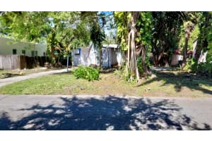 519 Ne 118th St Biscayne Park, FL 33161 - MLS#A11903022